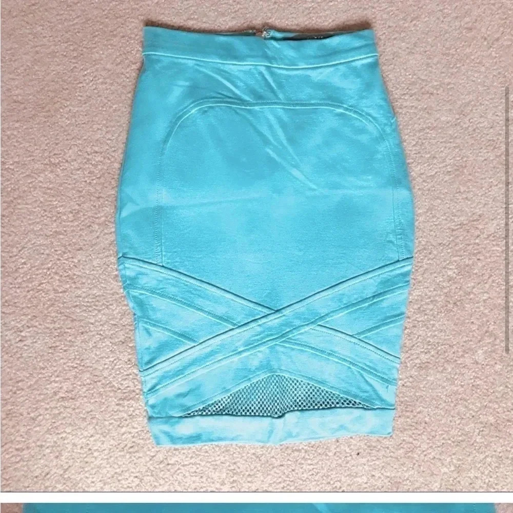 Guess Sport Mesh Pencil Skirt size XS NWT - Picture 3 of 6